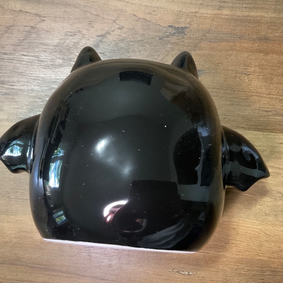 Rae Dunn FANG TASTIC Ceramic Bat Halloween Decor 8in x 6.5in - Picture 2 of 4